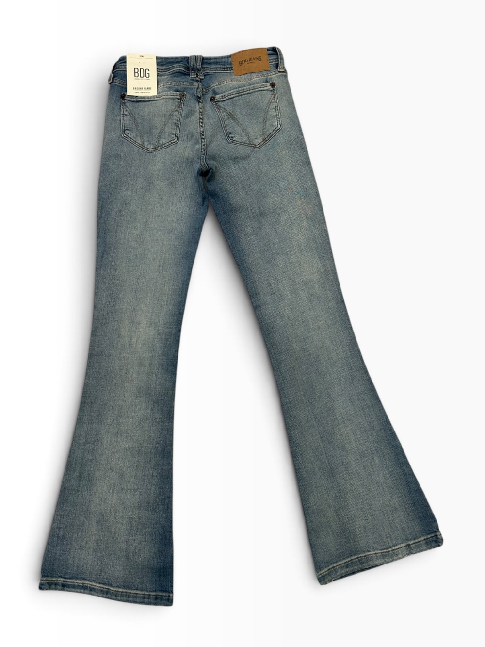 BDG Urban Outfitters Brooke Flare Jeans 27W | NWT | Approx 32”L - Picture 2 of 4